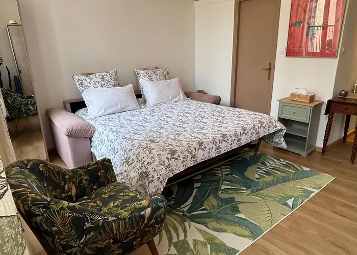 Apartment Suquet 5 Mins A Pied Du Palais Cannes